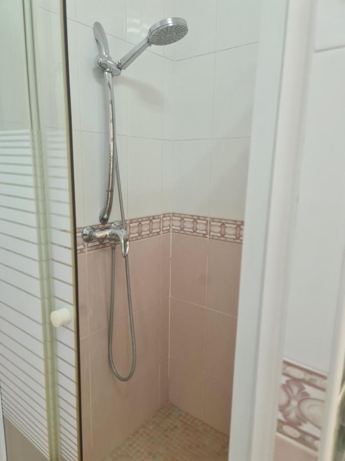 Chateau Angelique Guest House Valencia Ngoại thất bức ảnh
