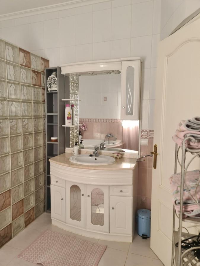 Chateau Angelique Guest House Valencia Ngoại thất bức ảnh