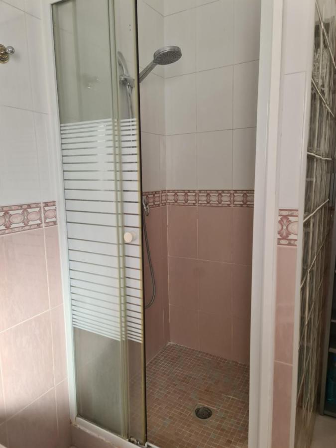 Chateau Angelique Guest House Valencia Ngoại thất bức ảnh